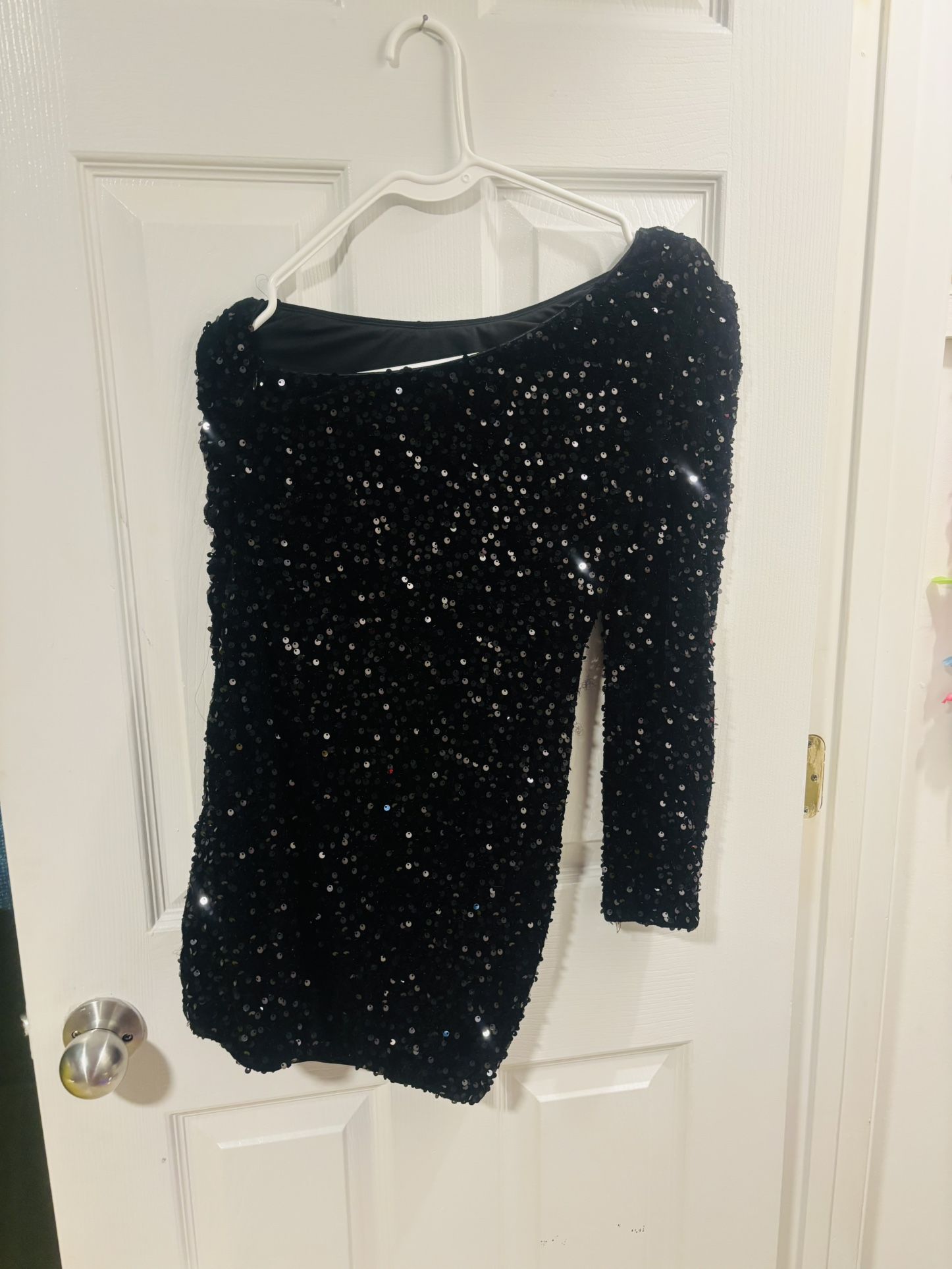 Black sparkling dress