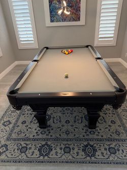 Pool Table Olhausen 8 foot $3500