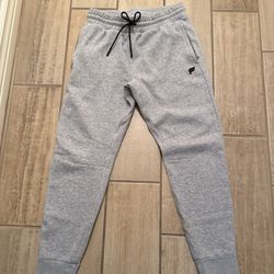 Fabletics men’s gray Sweatpants Sz Small