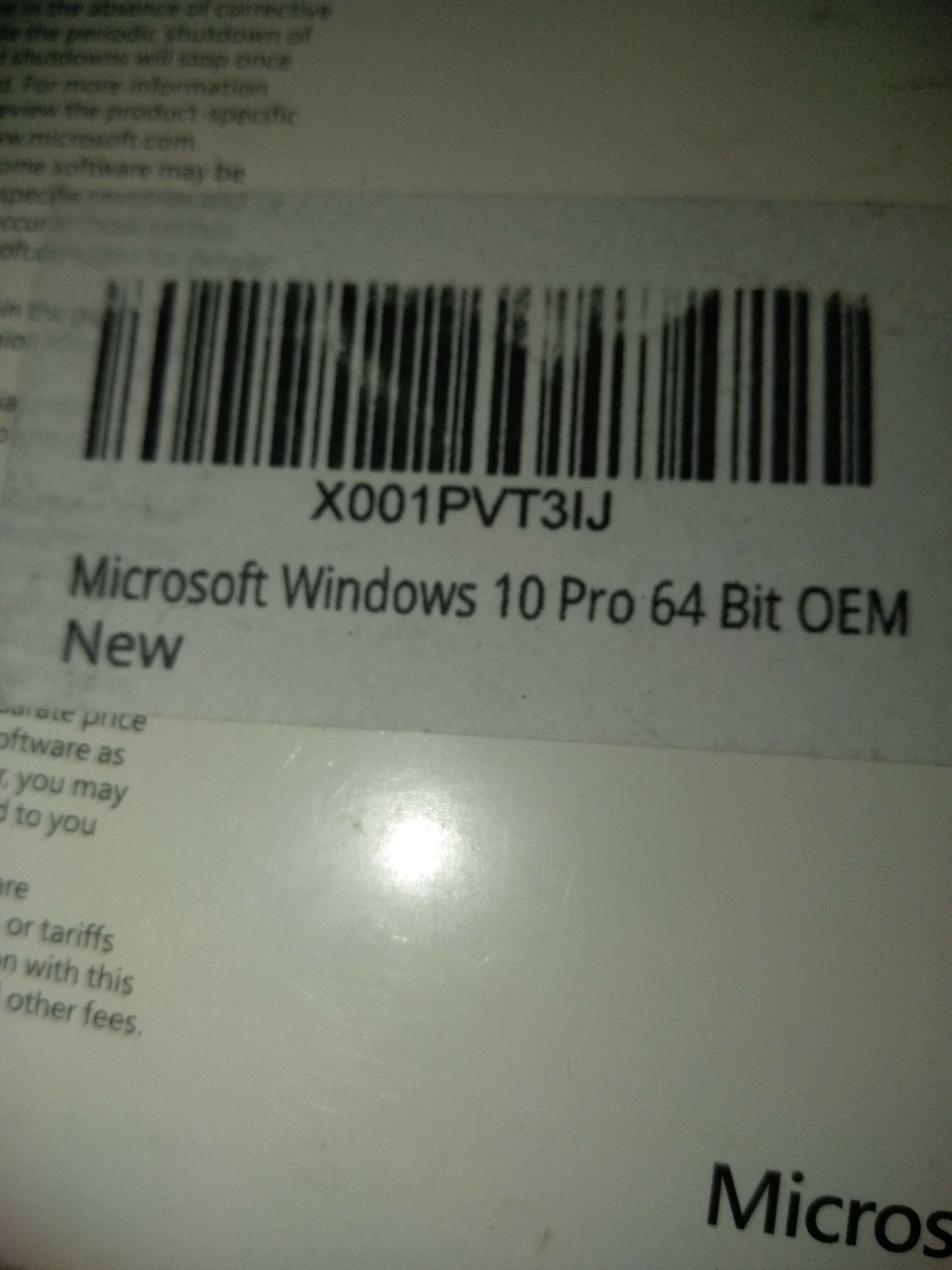 Windows 10PRO NEVER INSTALLED. ENGLISH