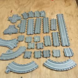 Thomas And Friends Take N Play Assorted Track Pack B 28 pcs.