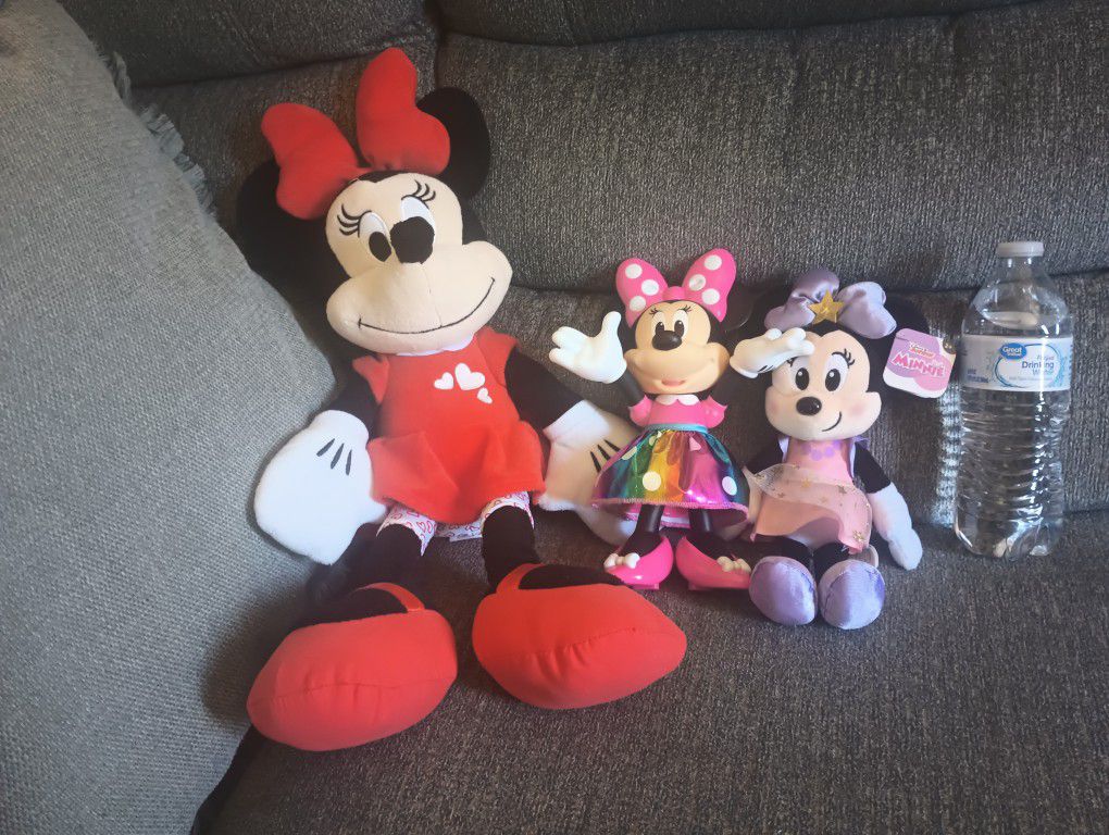 Minnie Mouse Plush Toy 