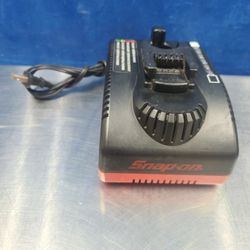 Snap-On CTC420 Charger 