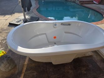 Bathtub