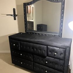 Black velour dresser 