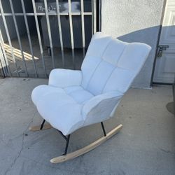 Rocking Chair 
