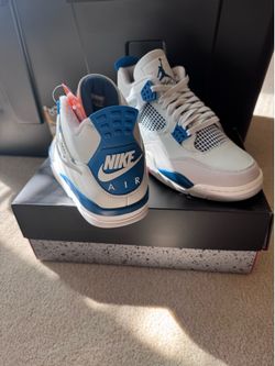 Jordan 4 Military Blue