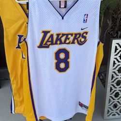 3x Lakers Jerseys