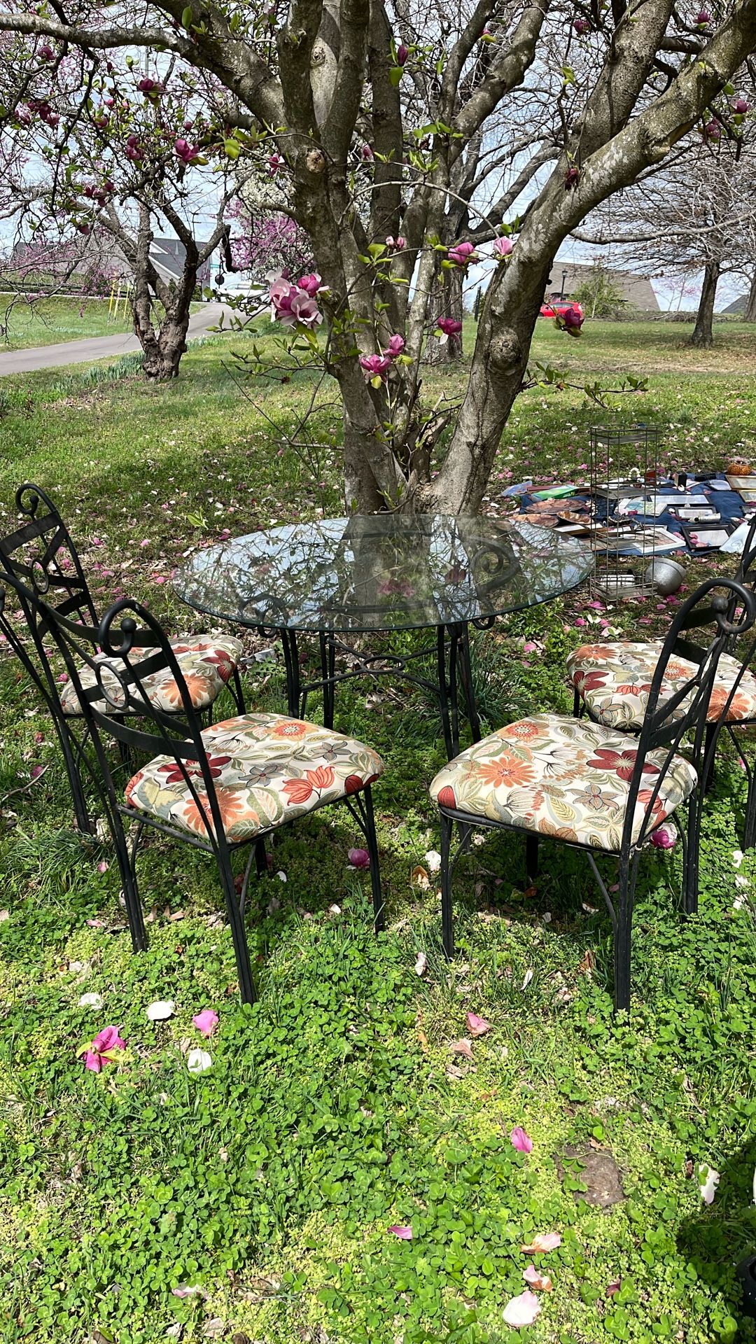 Glass Dining Table AND 4 Chairs