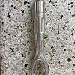 BMW/ROLLS-ROYCE TOW HOOK 
