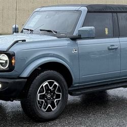 2023 Ford Bronco SUV 