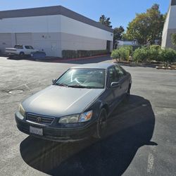 2000 Toyota Camry