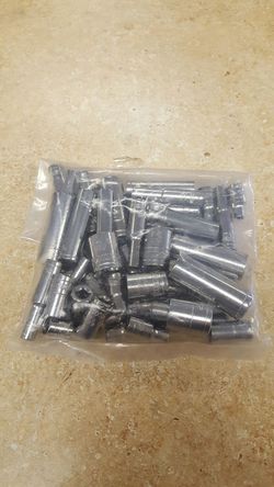 New Husky 44pc 1/4" Drive 6pt Sockets