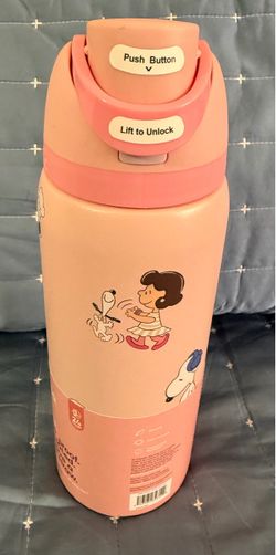 Owala 32 oz snoopy cup