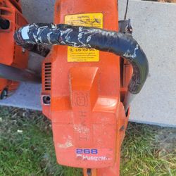 Husqvarna 268 Chainsaw