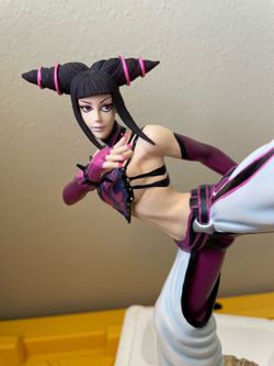 Street Fighter Juri Han statue