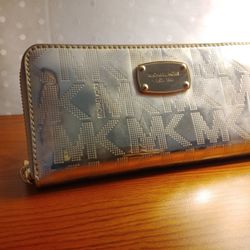 Jet Set Large Metallic Signature Logo Continental Wallet