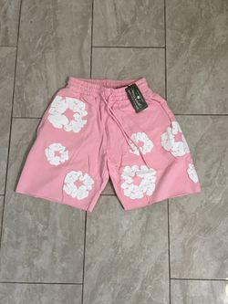 Denim Tears Cotton Wreath sweatshorts in the pink colorway