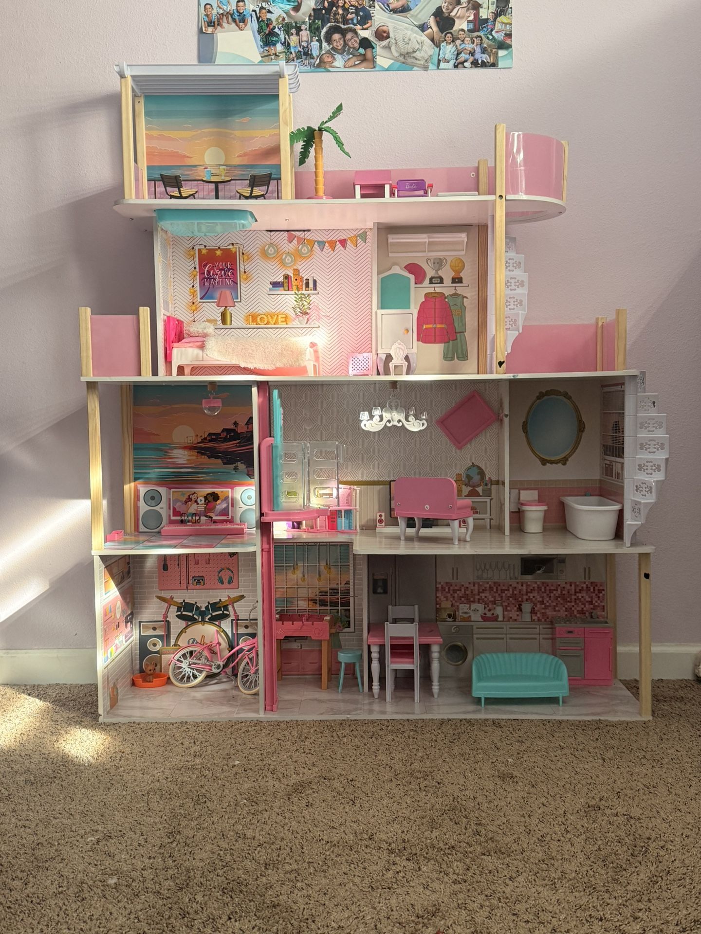 Member's Mark Paradise Cove Dollhouse
