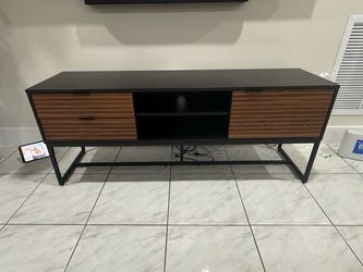 City Furniture Tv stand