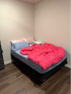 Queen bed mattress