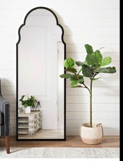 Kirkland's Maria Metal Black Arch Wall Mirror 45”T x 24” W