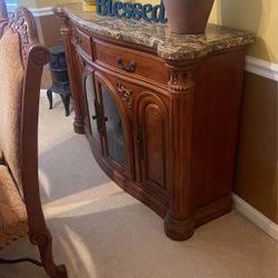 Server and decorative mirror