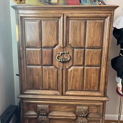 thomasville armoire dresser