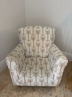 Kids Upholstered Rocking Chair – Arrow Print