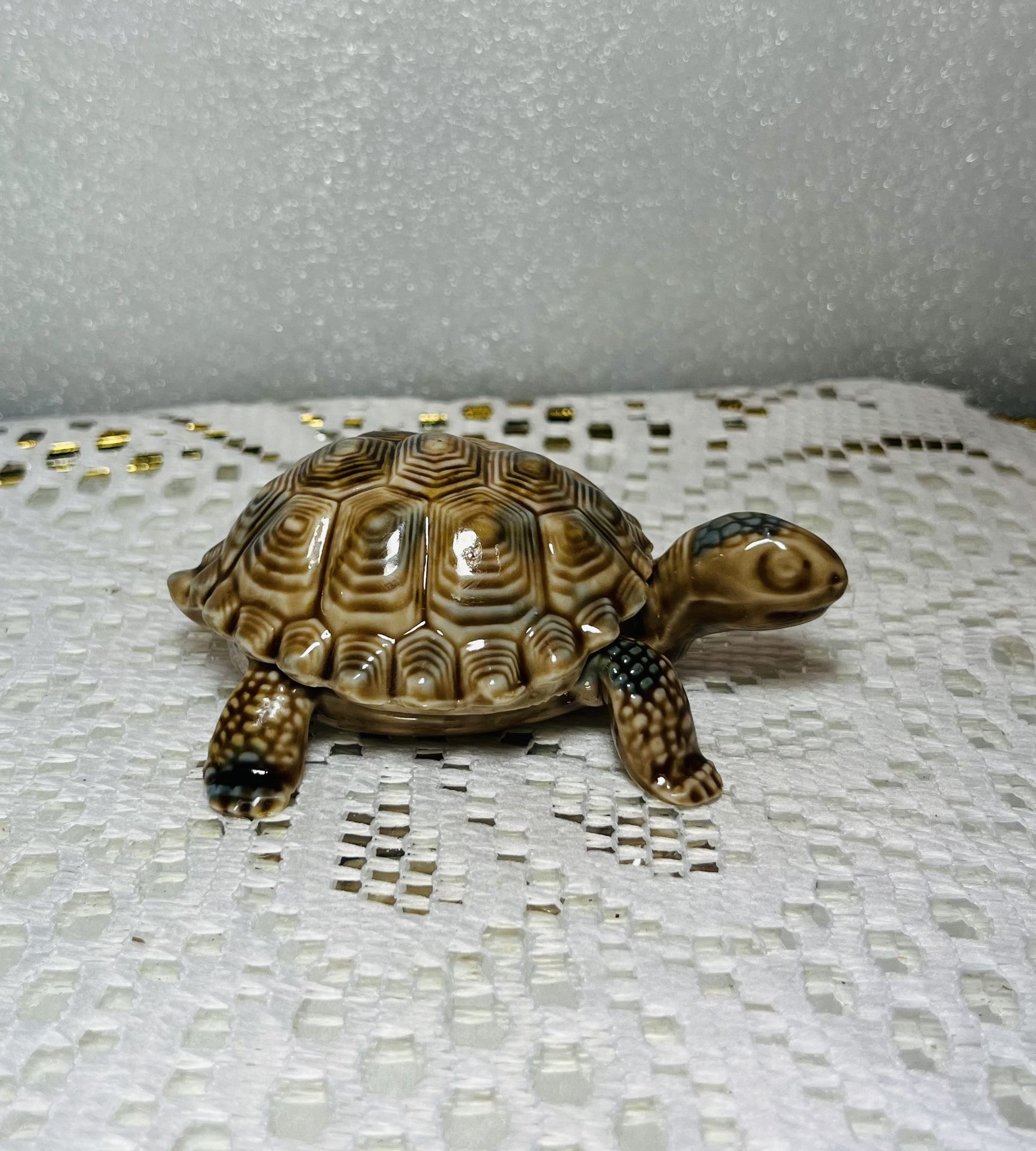 Vintage WADE Porcelain Turtle Figurine / Trinket Box