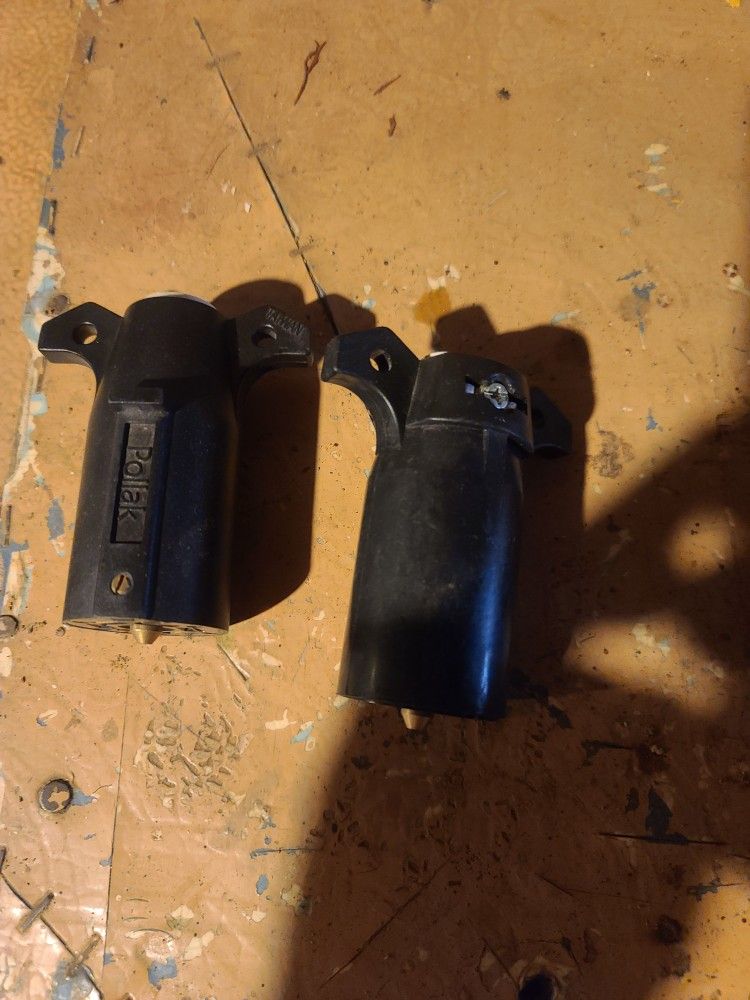 7 Round Trailer Plug 