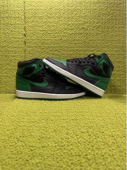 Jordan 1 size 9M