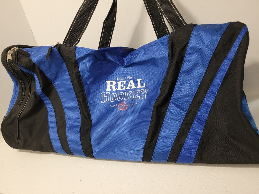 Labatt Blue Wheeled Hockey Equipment Bag
