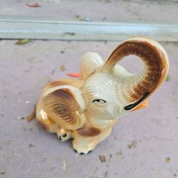 Glazed elephant 7" free