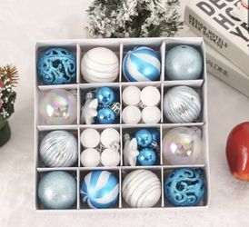 Blue And White Christmas Ornaments (12 Balls)