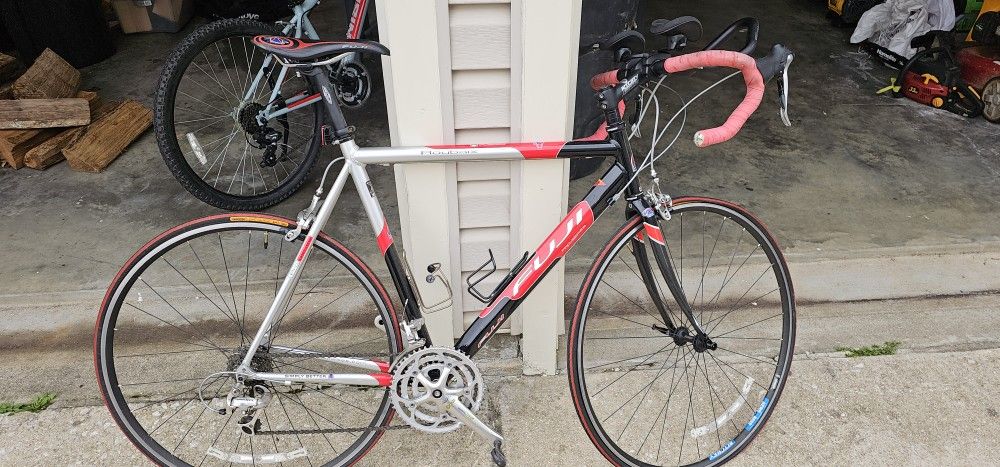 Fuji Pro Series Roubaix