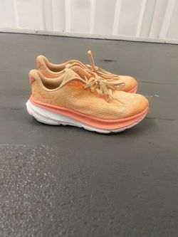 Hoka Sneakers (WOMENS)