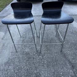 $20 - 2 Bar Stools 