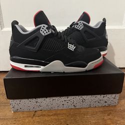 Jordan bred 4s (2019) size 12