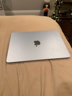 2026 Sky Blue MacBook Air 512 GB