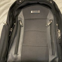 Kenneth Cole Laptop Travel Backpack 