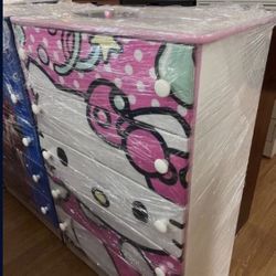 Hello Kitty Dresser New $219