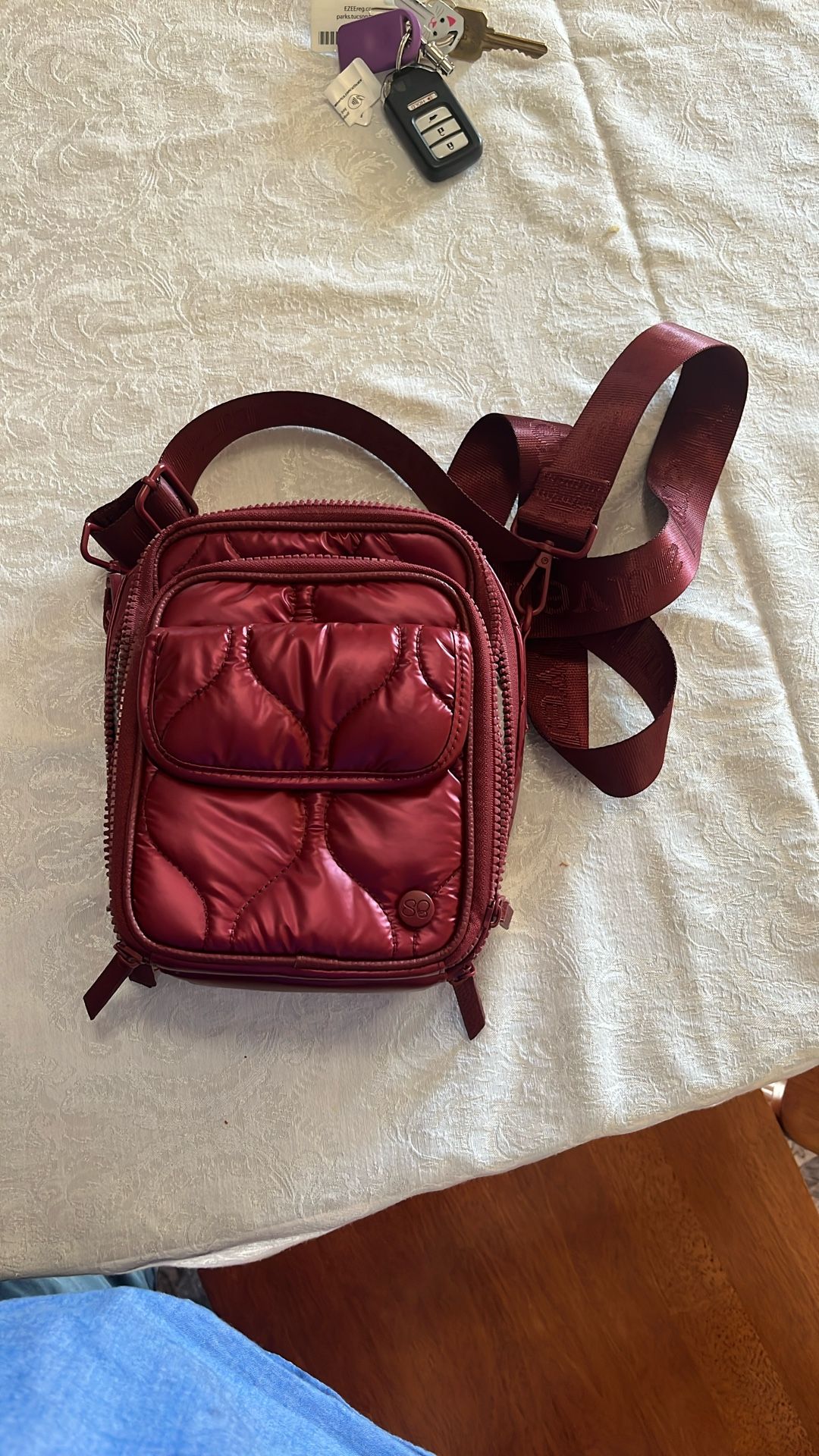 Samantha Brown To-Go Crossbody with Built-in RFID Wallet
