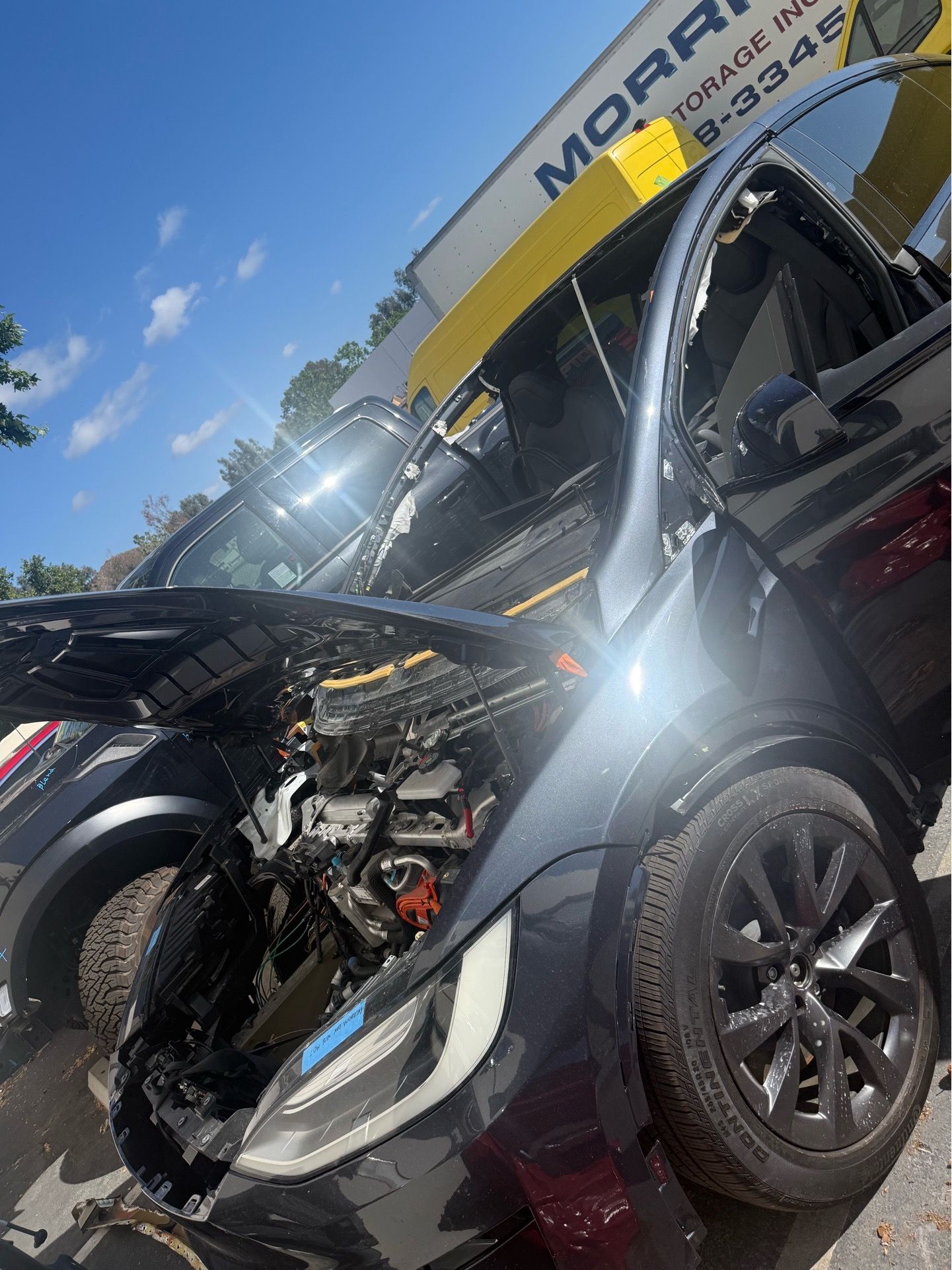 AUTO GLASS