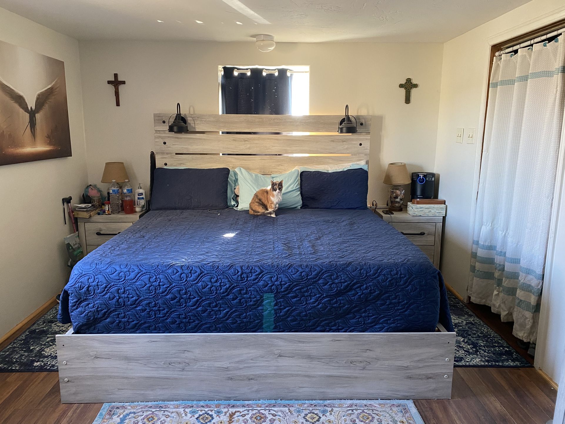 King Panel Bedroom Set