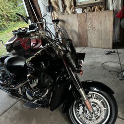 2008 Suzuki Blvd C109R, Red 1998 Yamaha Royal Star 1300cc