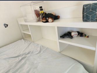 Queen size bed