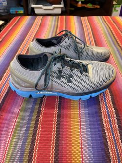 Men’s 10 Under Armour SpeedForm Gemini 2.1 running shoes