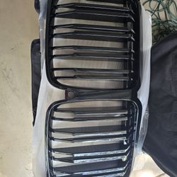 BMW 50 I front Grille