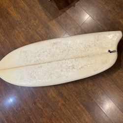 Short Surfboard 
